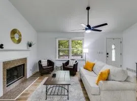 Tranquil Hideaway Home - Pet-friendly
