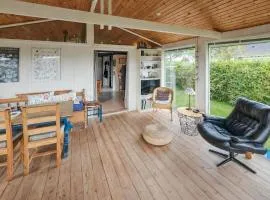 3 Bedroom Amazing Home In Augustenborg