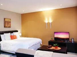 The Orange Corner II