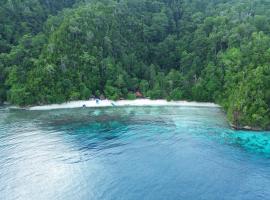 Batanta Paradise Homestay, hotel di Pulau Batanta