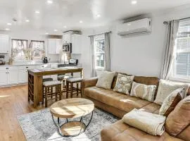2 Mi to Naval Base: Walkable Norfolk Retreat