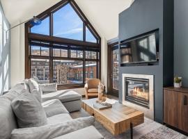NEW! Peakside Première Capitol Peak Lodge #3518, hotel in Snowmass Village