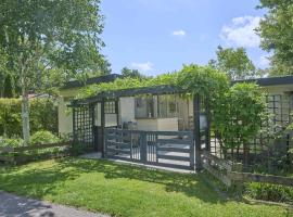 Huisje Joep, Hotel in Goedereede