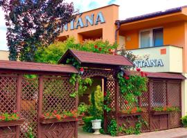 Penzión FONTÁNA, hotell i Podhájska