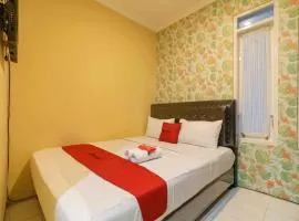 RedDoorz Syariah Near Jam Gadang Bukit tinggi 2