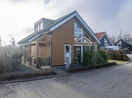 Comfortable family home on the beach