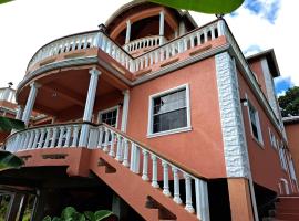 Parrot Heights, hotell sihtkohas Micoud