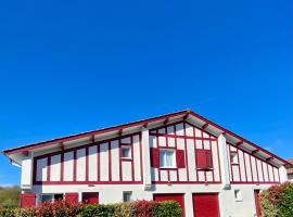 Villa récente 10mn du centre de Bayonne, hotel en Briscous