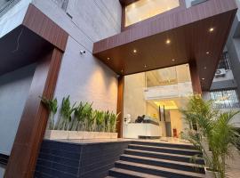 Viesnīca Hotel StoneLeaf pilsētā Chikalthān