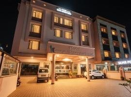 kanta International, hôtel à Katra