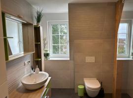 Ferienwohnung in Windhagen, hotel a Windhagen