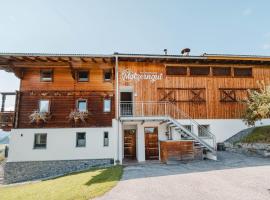 Apartment Motzerngut، فندق في ميترسيل