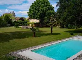 Manoir de Cénac XIXème siècle - avec piscine et grand parc
