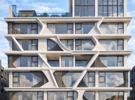 Royal Bishnu، فندق في Baharampur