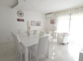 Villa d'Este attico con piscina rooftop