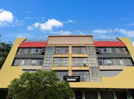 Townhouse Oak PTC Indore Junction, hotel a Indore