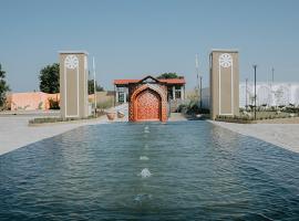 Mangalam Resort & Spa - Member of Absolute Collection, hotelli kohteessa Jāmb