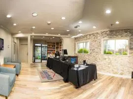 Suburban Studios Charlotte - Ballantyne