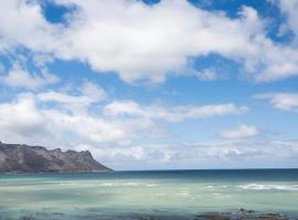 The Boutique Suites by Beach Collection Winelands, hotel u gradu Strand