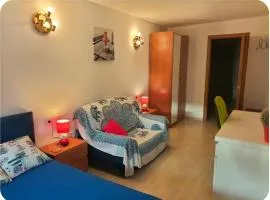 Habitación individual en la playa