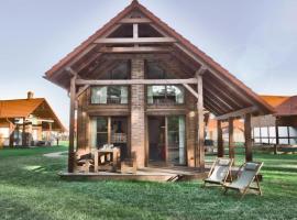 Ostoja Bukowo Zacisze - Domek na Kaszubach – hotel w mieście Borowy Młyn