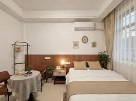 Damao Holiday shanghai pvg 24h FREE shuttle bus浦东国际机场店