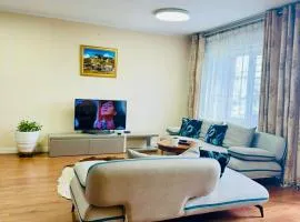 River Stone Town 3-room Apartment with City View