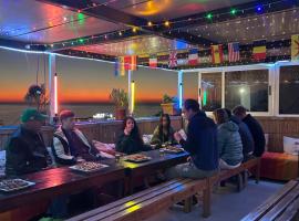 Ami d'or Hostel, hotel en Taghazout