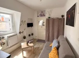 Cosy Studio près du Canal Saint-Martin