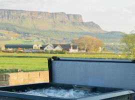 Magilligan Lodge, Hotel in Bellarena Station