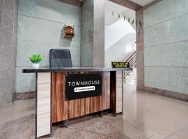 Hotel O Fort Inn, hotel i Juhi Bari