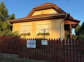 Apartman Tisz-t-a Chill