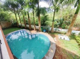 3BHK Villa with Private Pool Near Candolim、Marmagaoのホテル