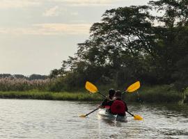 Yilan B&B - Happy Snail, hotel i Wujie