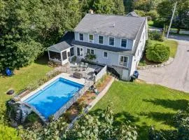 Tidepools Retreat Poolside Family Fun