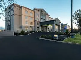 Garner Hotel Murfreesboro West by IHG