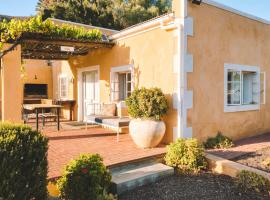 Yellow House Prince Albert โรงแรมในพรินซ์อัลเบิร์ต