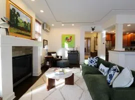 Luxury 3BR Ski Condo near Okemo - Castle Hill Retreat
