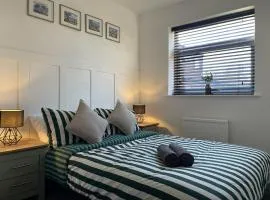 Cosy Chester Casa - free parking