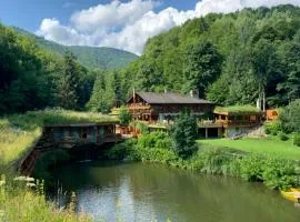 Pensiunea Lara & Mara