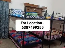 Accommodation In Prayagraj, Near Railway Station Triveni Sangam, Allahabad