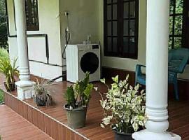 Gama villa, hotel v mestu Massalapitiya