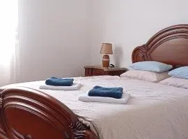 Yellow Owl II Bedroom I