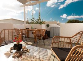 DM Seaside House, hotel din Perissa