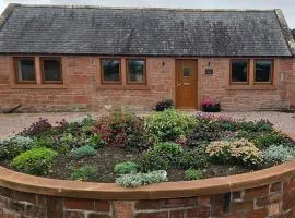 Country cottage with garden, views & games room