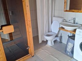 Lake house, отель в городе Donji Žabar