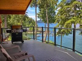 Wickham's Wake - 3BR Oceanfront - pet friendly