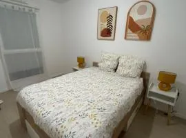 Vase d'honneur HOME proche de la gare & de Orly