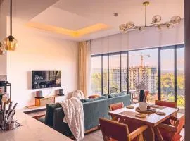 Refuge inside Two Rivers Mall 5 mins to UN Avenue