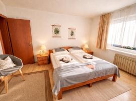 Haus Greif, hotel a Weissenbach am Lech